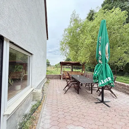 Auf Dem Land Гостевой дом Вурцен
